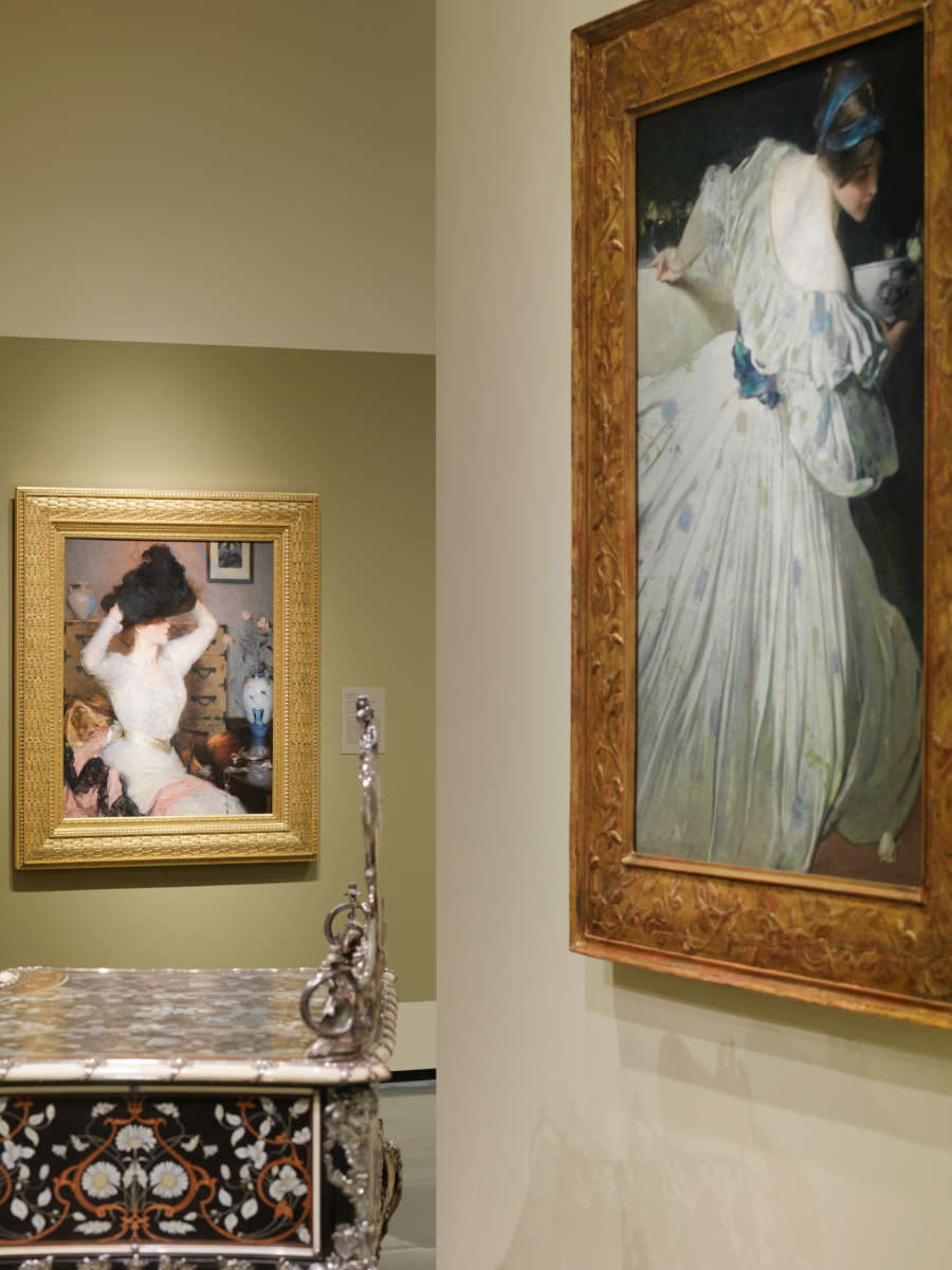 view exhibition image