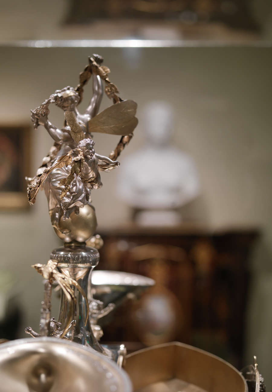 view exhibition image