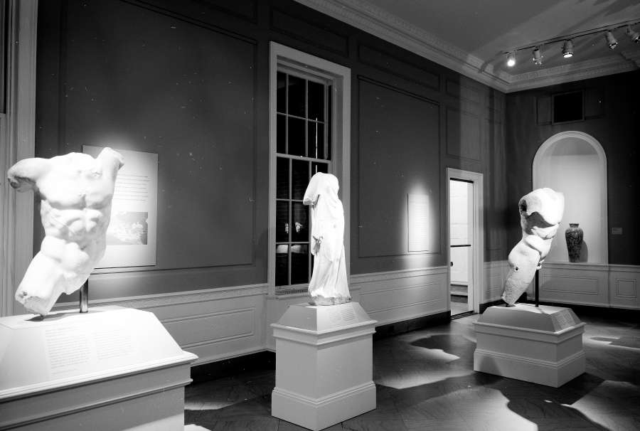 view exhibition image