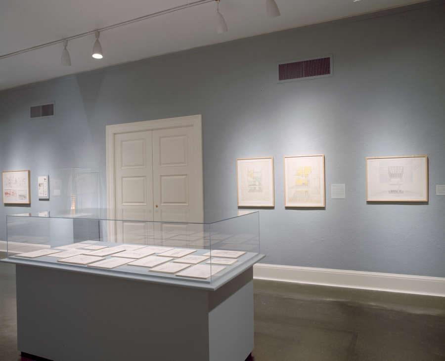 view exhibition image