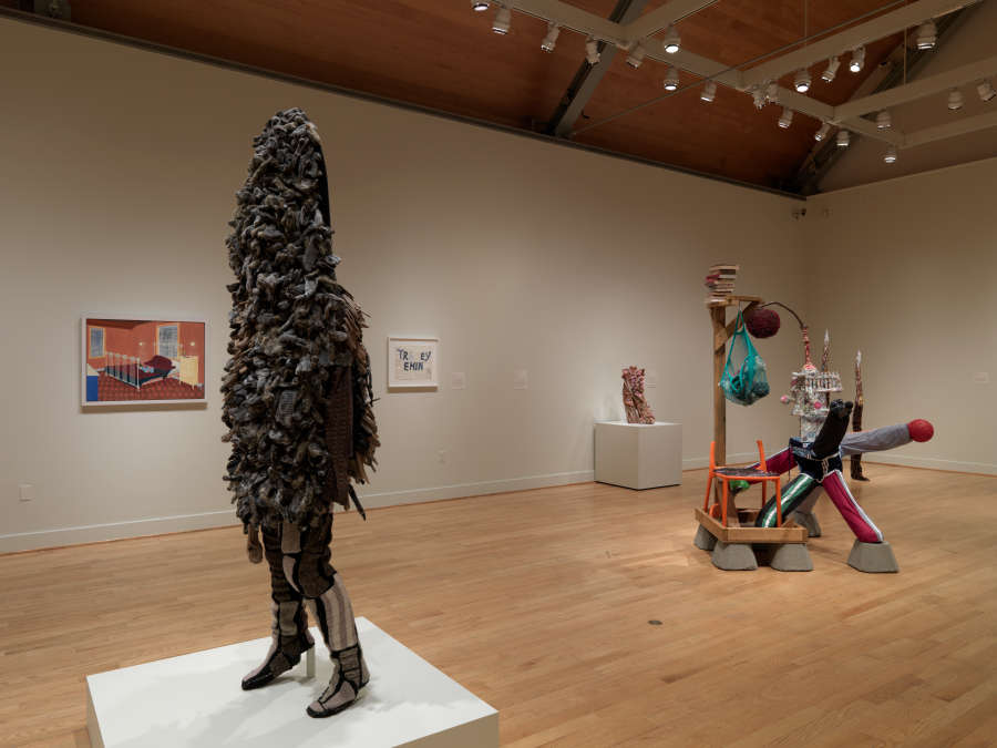 view exhibition image