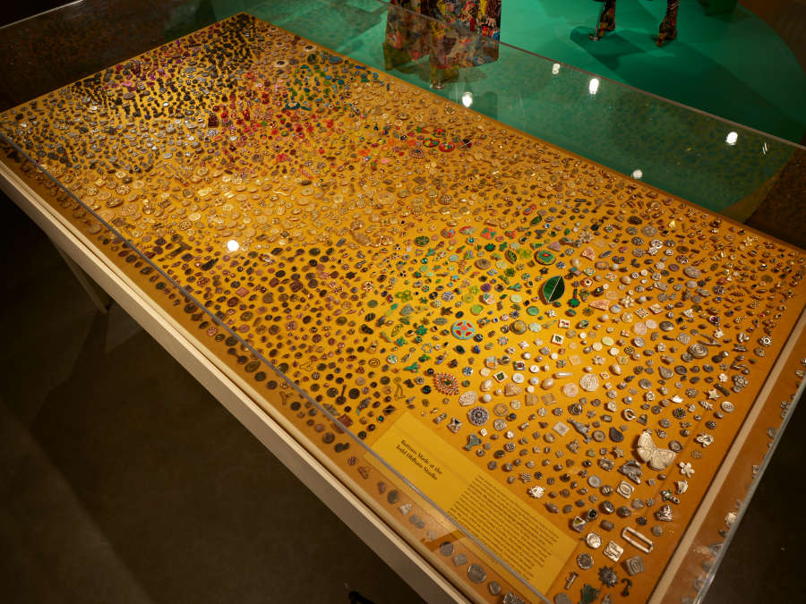 view exhibition image