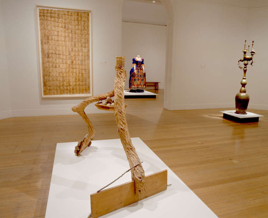 view exhibition image