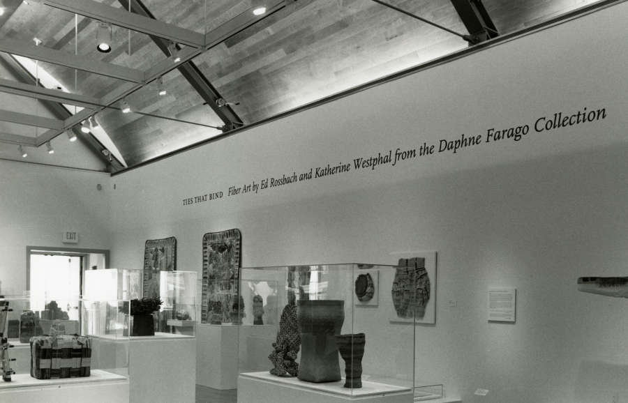 view exhibition image