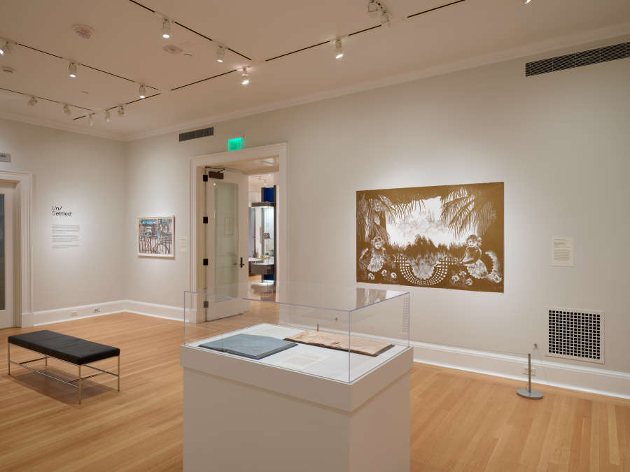 view exhibition image
