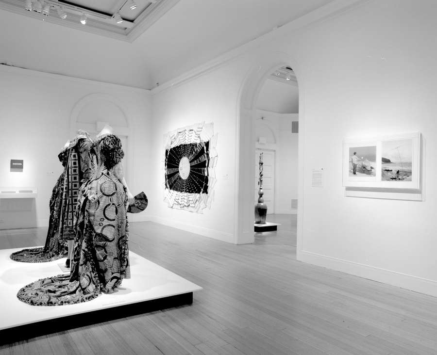 view exhibition image