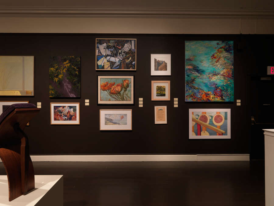 view exhibition image