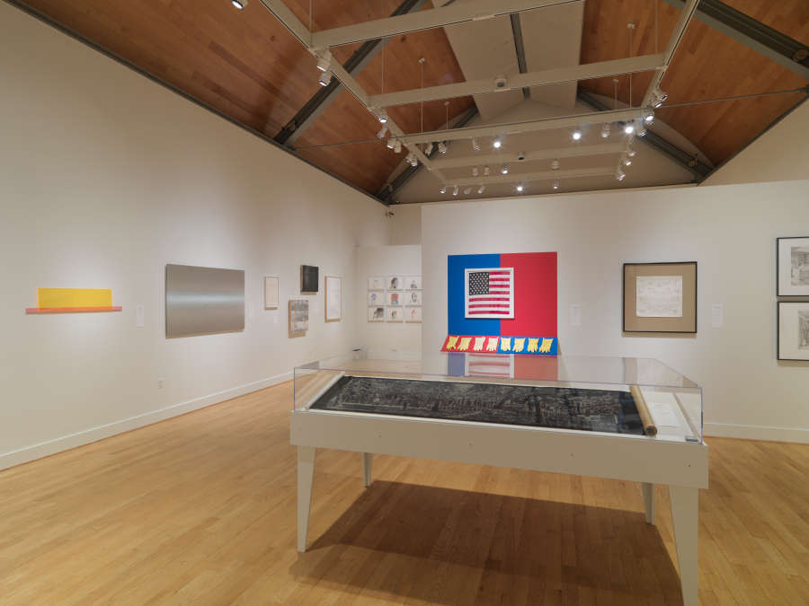 view exhibition image