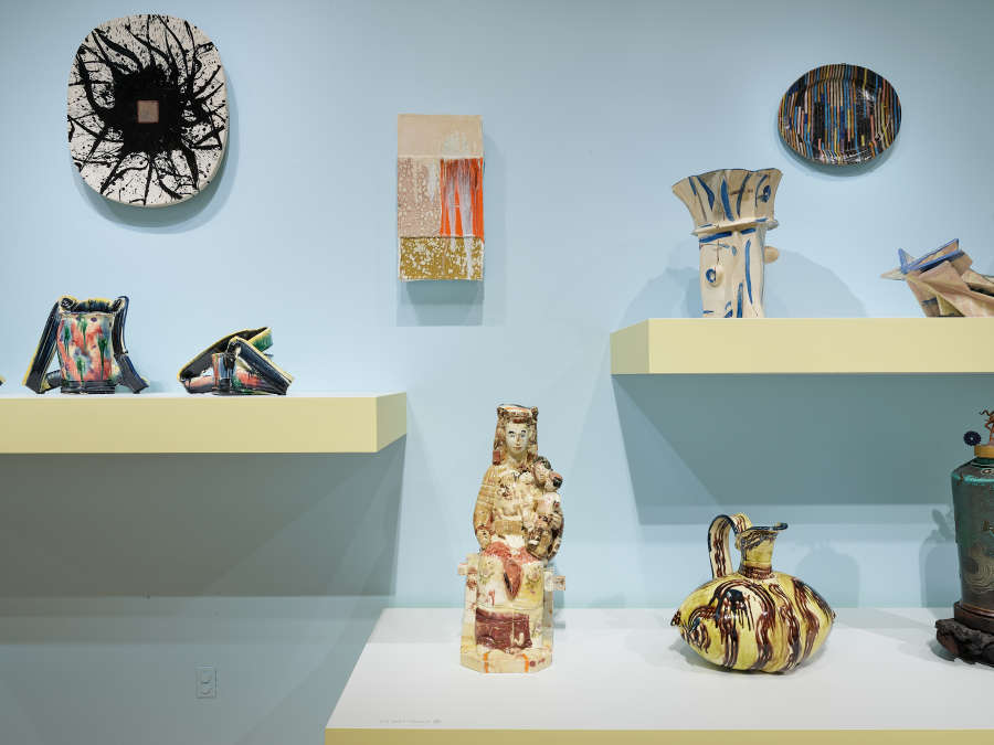 view exhibition image