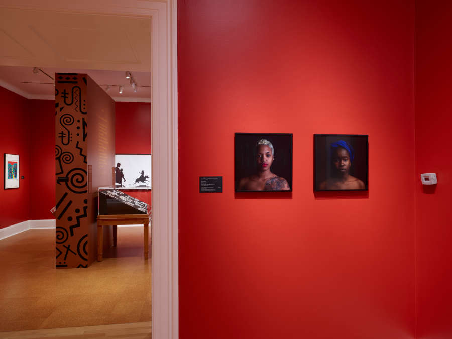 view exhibition image