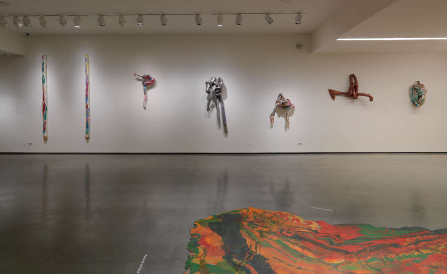 view exhibition image