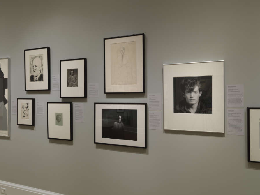 view exhibition image