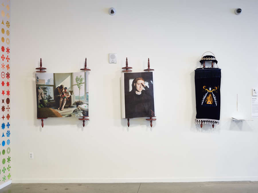 view exhibition image