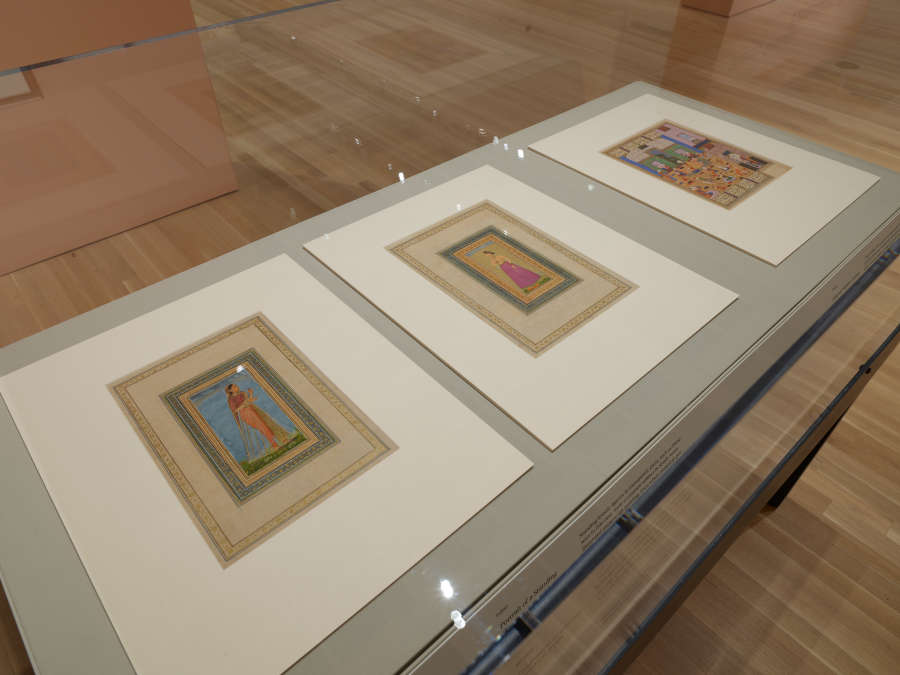 view exhibition image