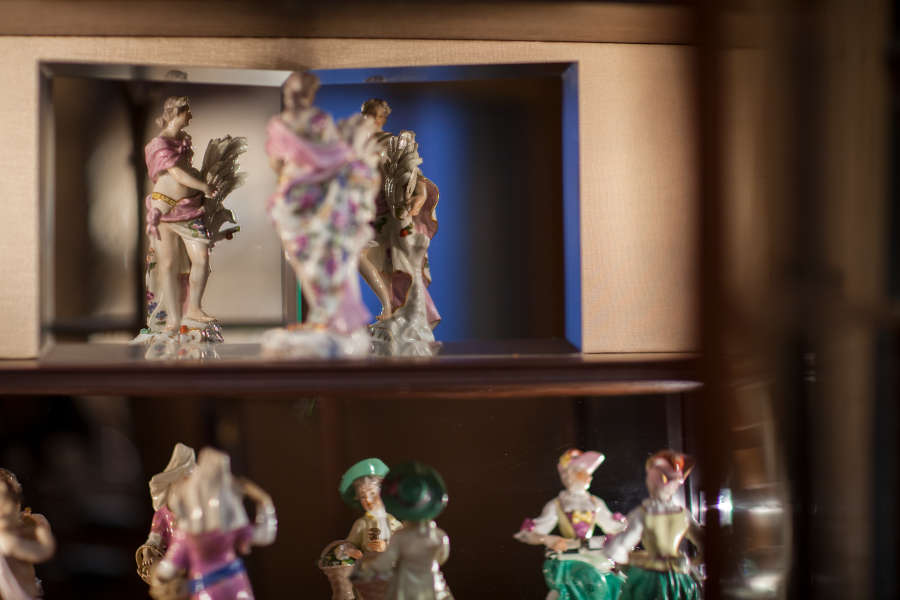 view exhibition image