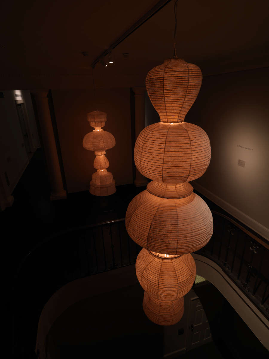 view exhibition image