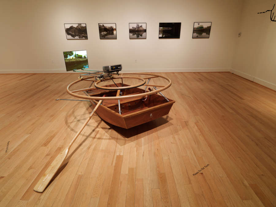view exhibition image