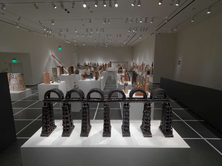 view exhibition image