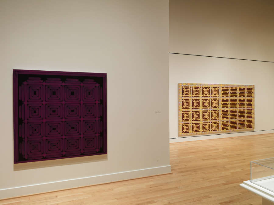 view exhibition image