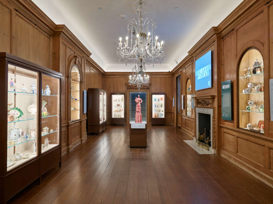 view exhibition image