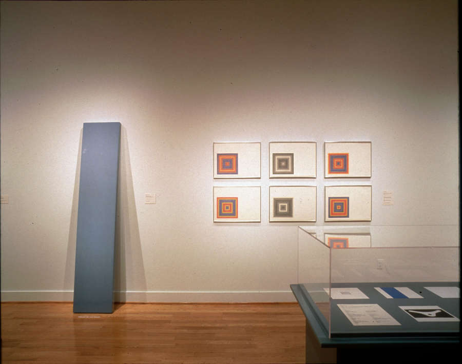 view exhibition image