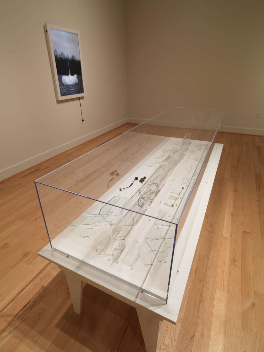 view exhibition image
