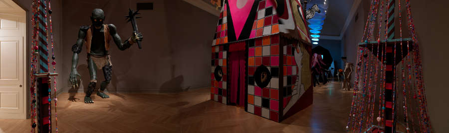 view exhibition image