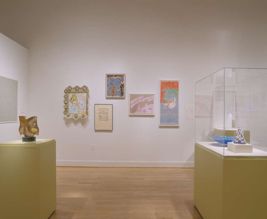 view exhibition image