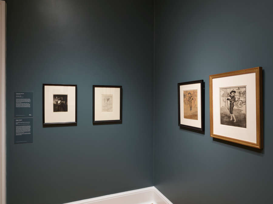 view exhibition image