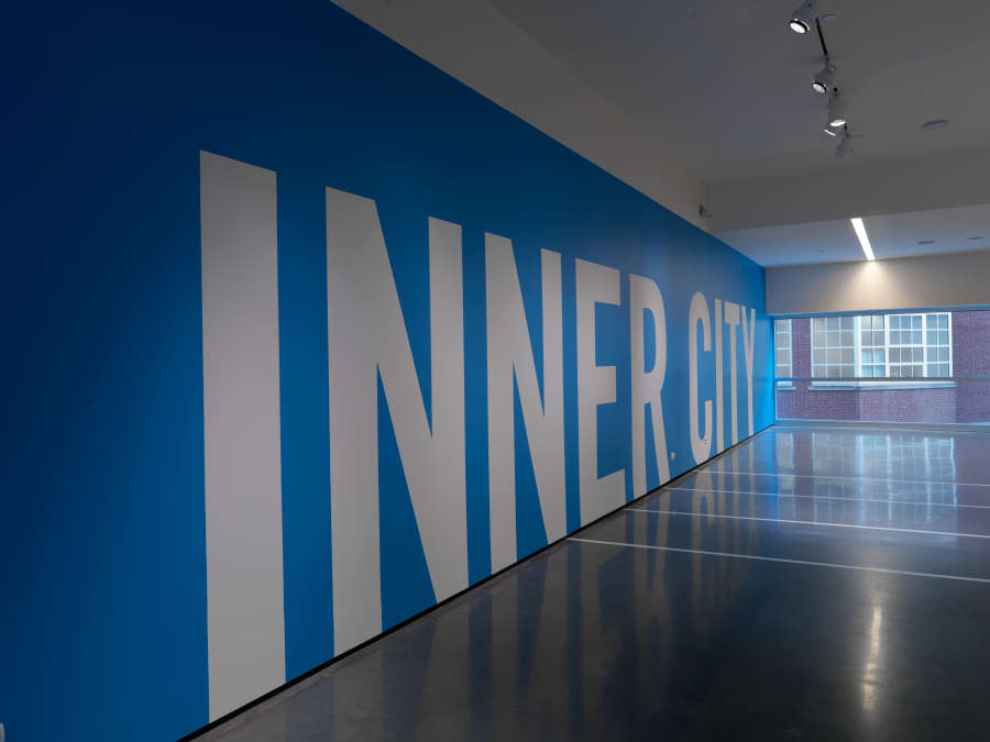 view exhibition image
