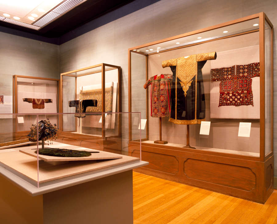 view exhibition image