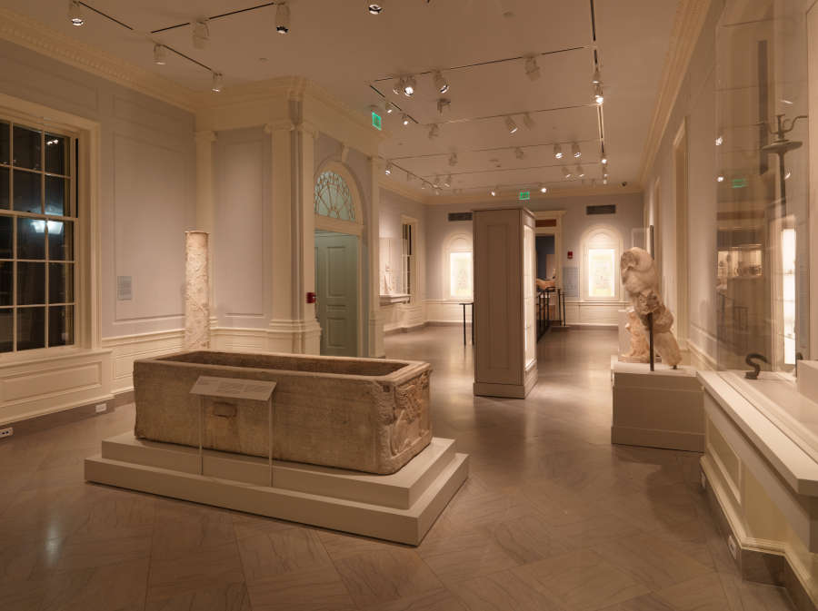 view exhibition image