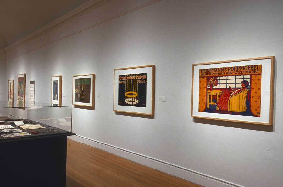 view exhibition image