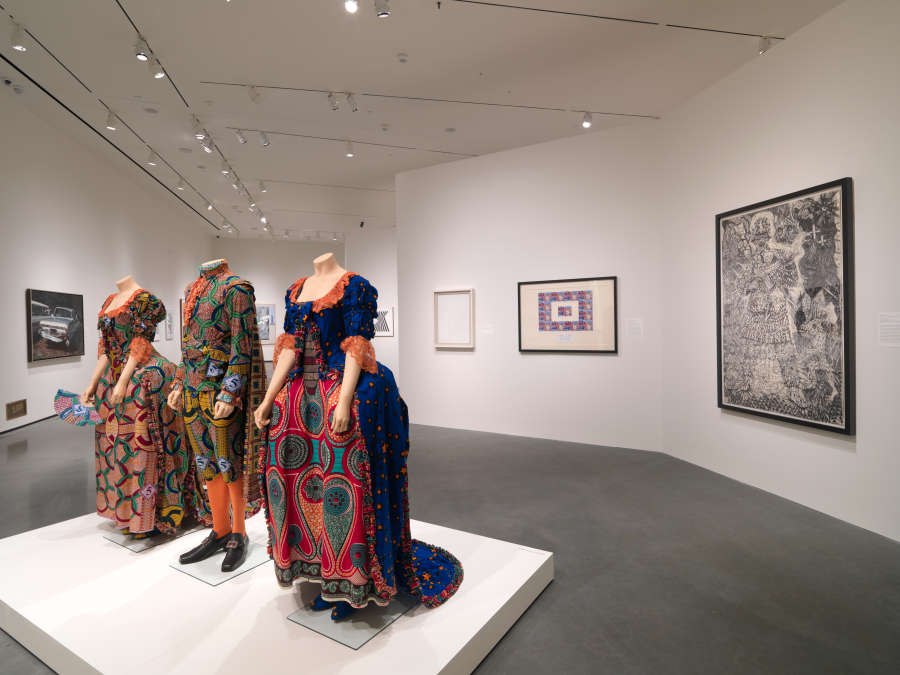 view exhibition image