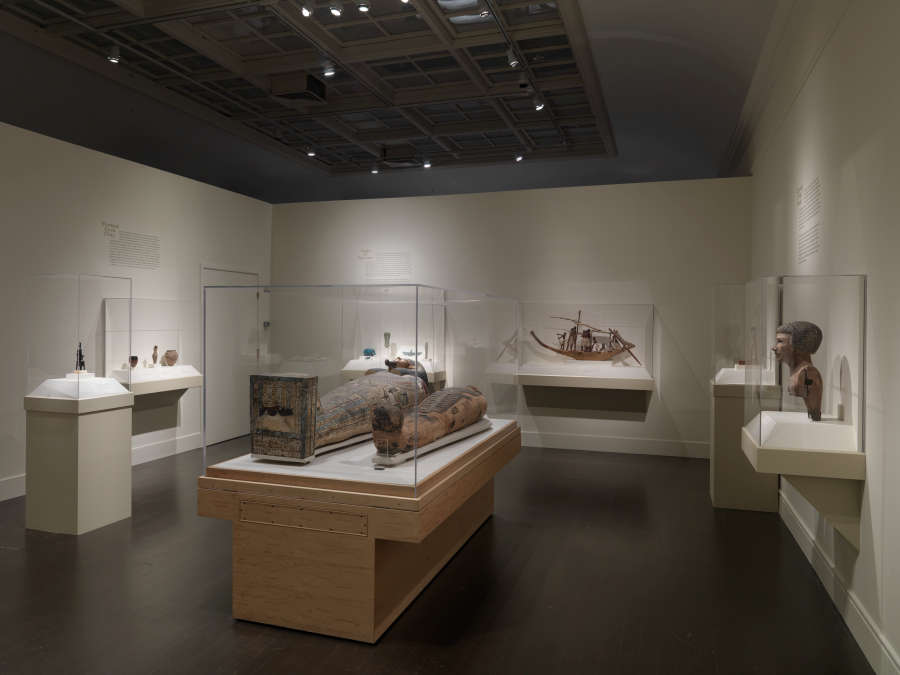 view exhibition image