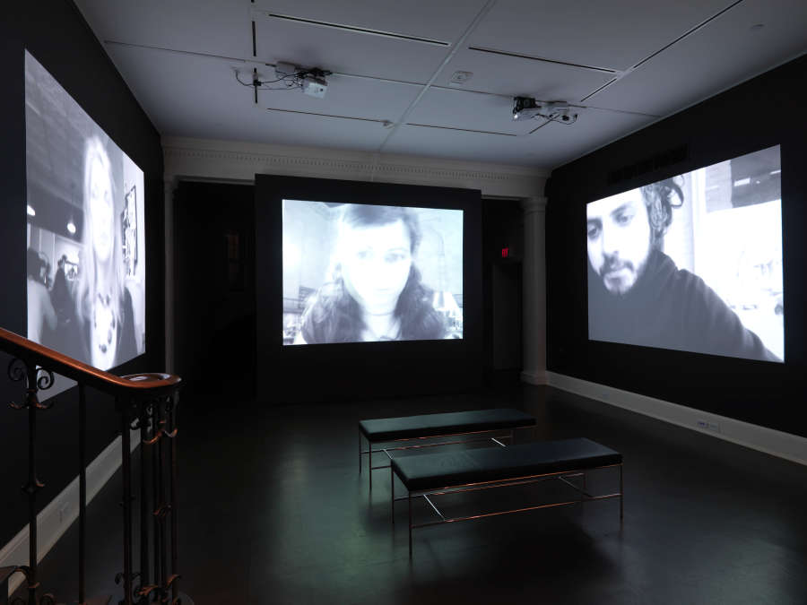 view exhibition image