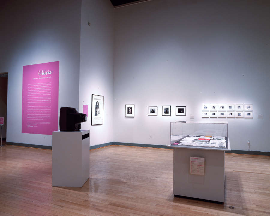 view exhibition image