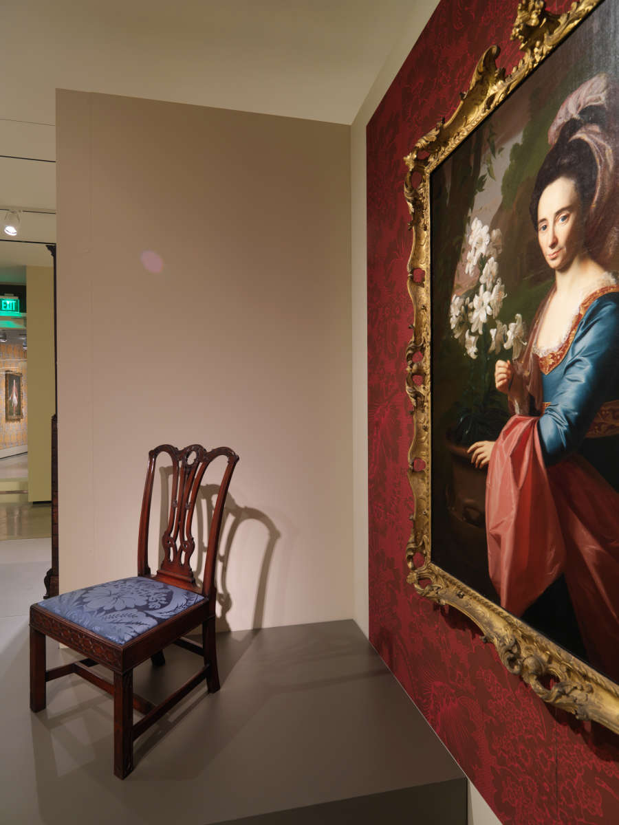 view exhibition image