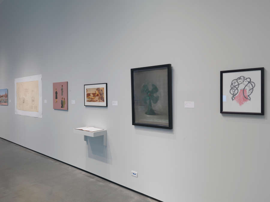 view exhibition image