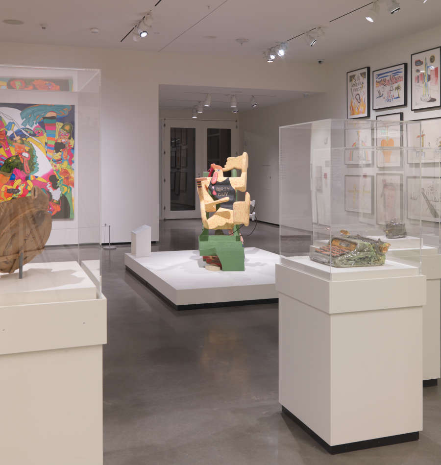 view exhibition image