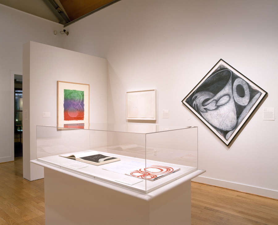 view exhibition image