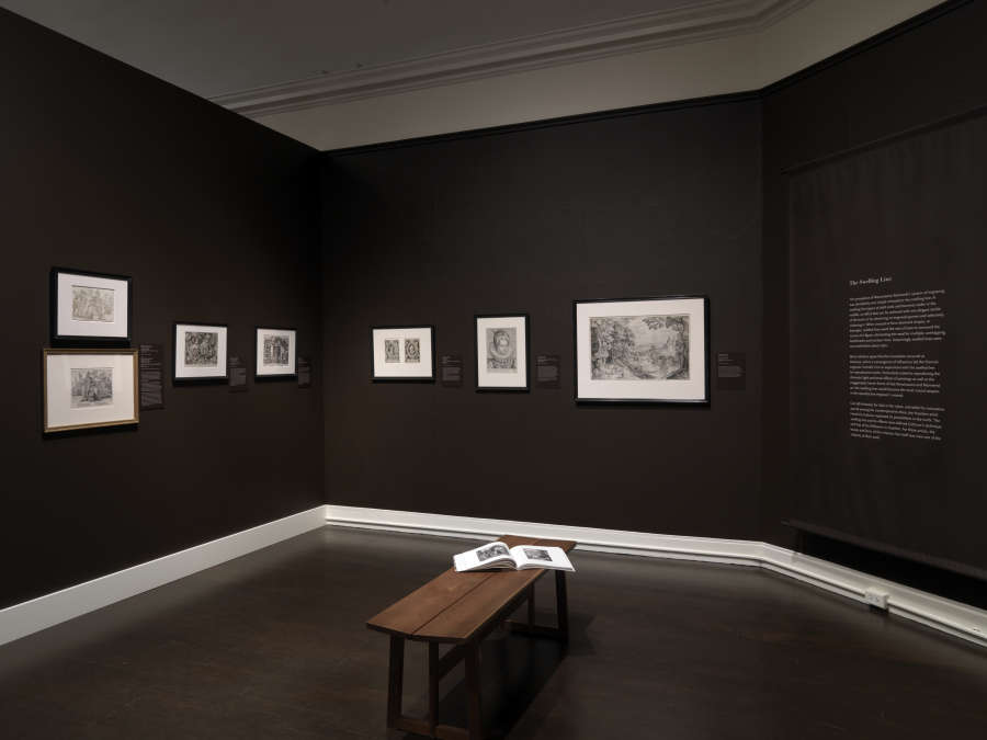 view exhibition image