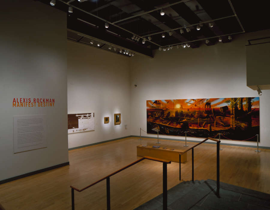 view exhibition image