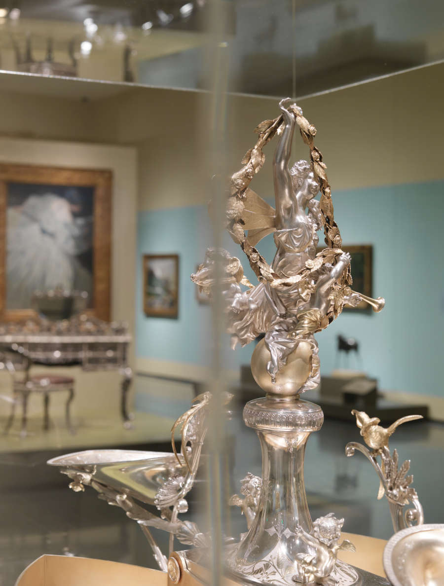 view exhibition image