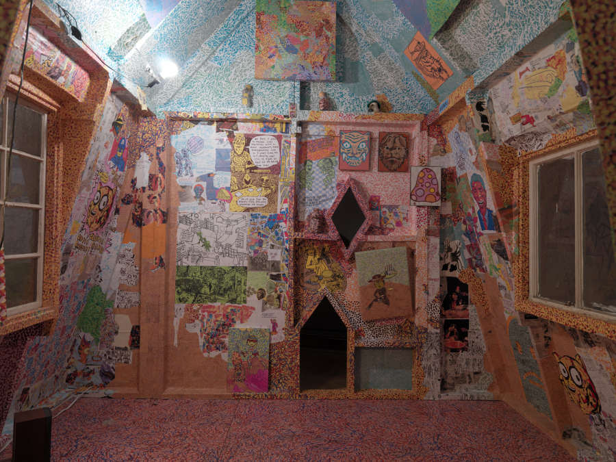 view exhibition image