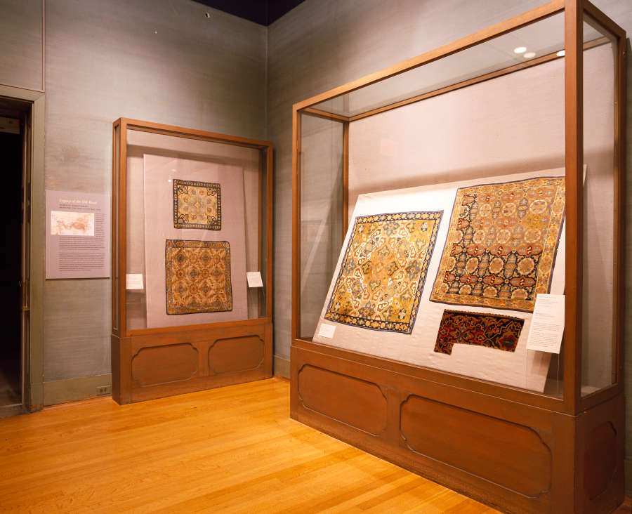 view exhibition image