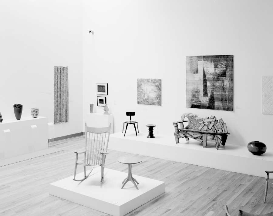 view exhibition image