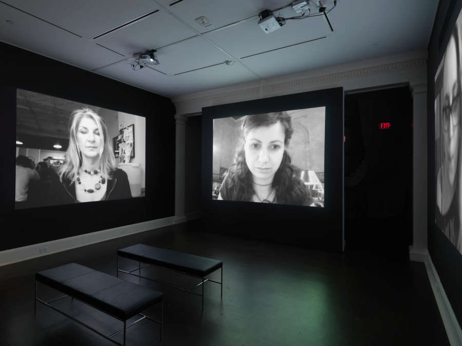 view exhibition image