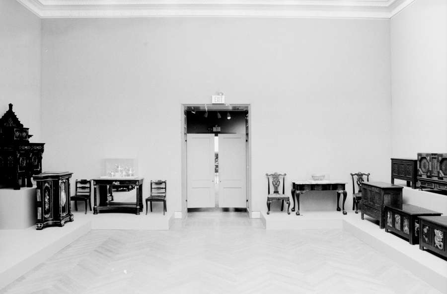 view exhibition image