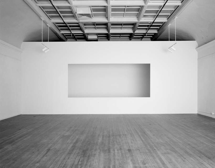 view exhibition image